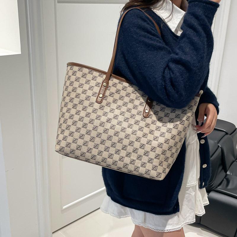 Трендовая женская сумка-тоут большой вместимости: Хит продаж Сумка кроссбоди и на плечо