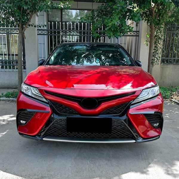 Наклейка на передний дефлектор для бампера-спойлера Toyota Camry 8-го поколения 2018-2020 гг. (1 пара)