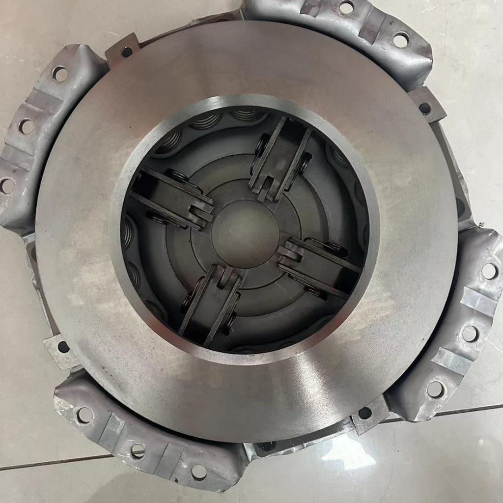 Нажимной диск сцепления, совместимый с Nissan, ME520622