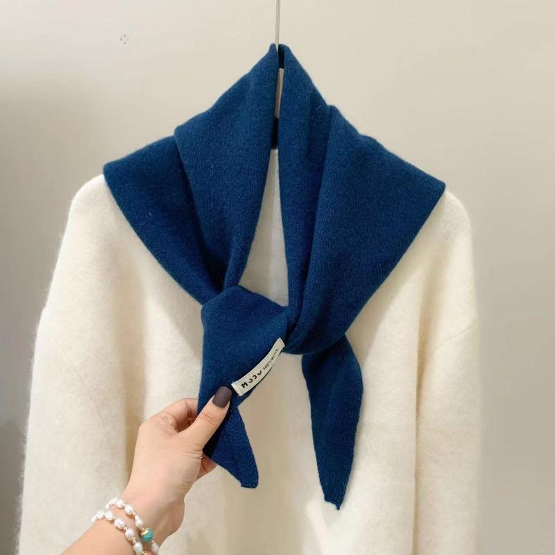 British Korean Triangle Scarf Niche Wool Triangular Scarf Women Headscarf Knitted Scarf Multi-functional Warm Knitted Scarf