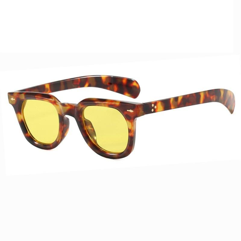 Винтажные квадратные солнцезащитные очки для мужчин и женщин, модные, защита UV400, увеличенные, с заклепками, прямоугольные, для вождения