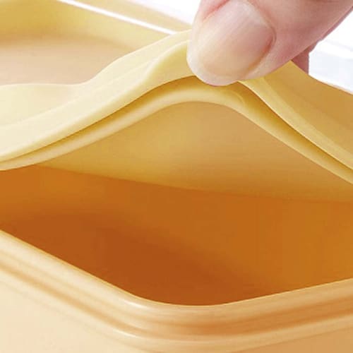 Skater Bento Box, Dull Yellow, 630ml, Two-Tier, Slim Silicone Inner Lid, Women's, Made in Japan, SSLW6AG-A