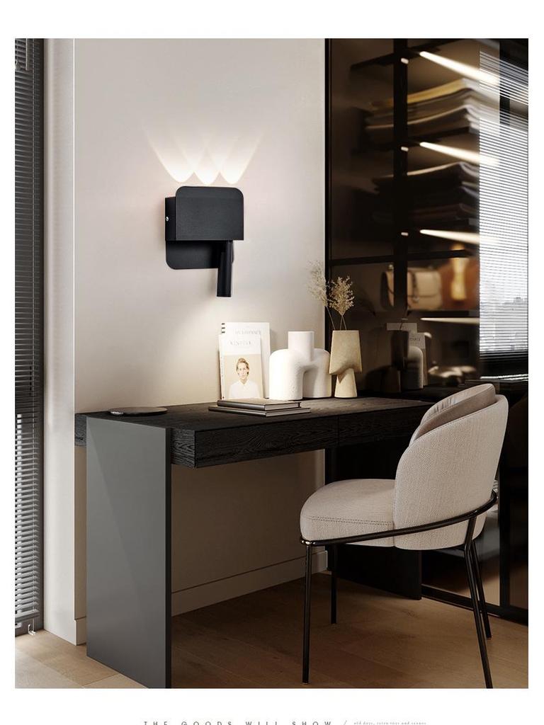 Современный минималистичный светодиодный настенный светильник для помещений с USB-лампой для чтения для спальни или гостиной.