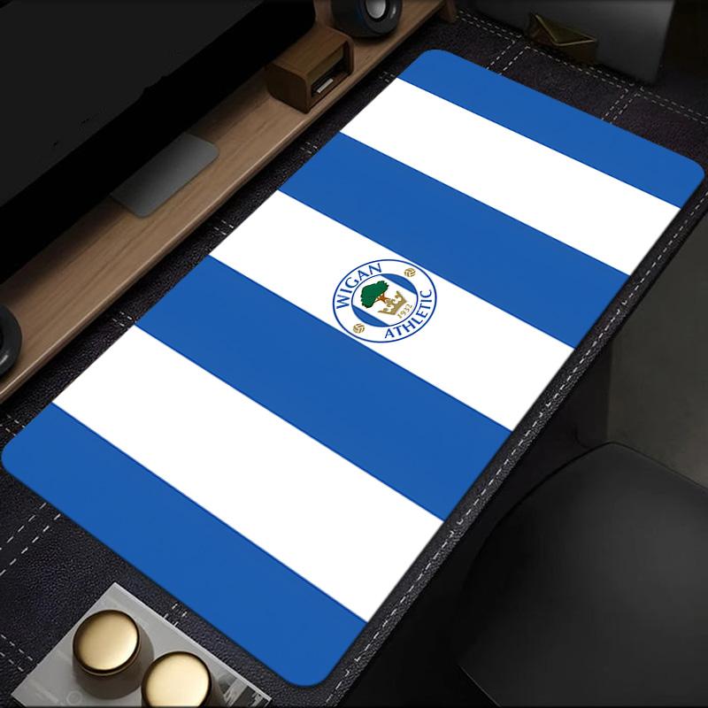 Wigan Crest Mouse Pad, Rubber Base, Mouse Pad for Gamers and Office Use, Gaming Desk , Easy To Clean Mat Christmas fan gifts