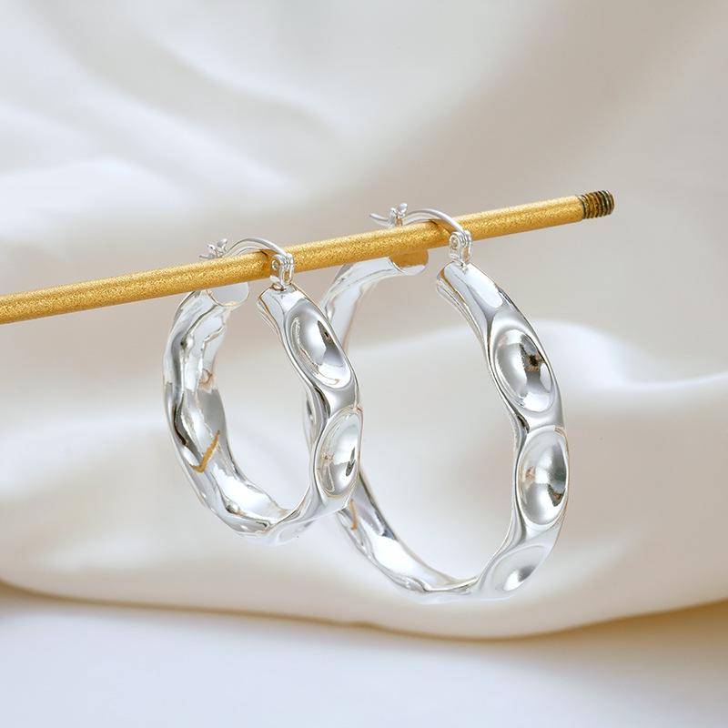 Позолоченные латунные серьги-кольца с градиентом 14K - Простой роскошный модный дизайн