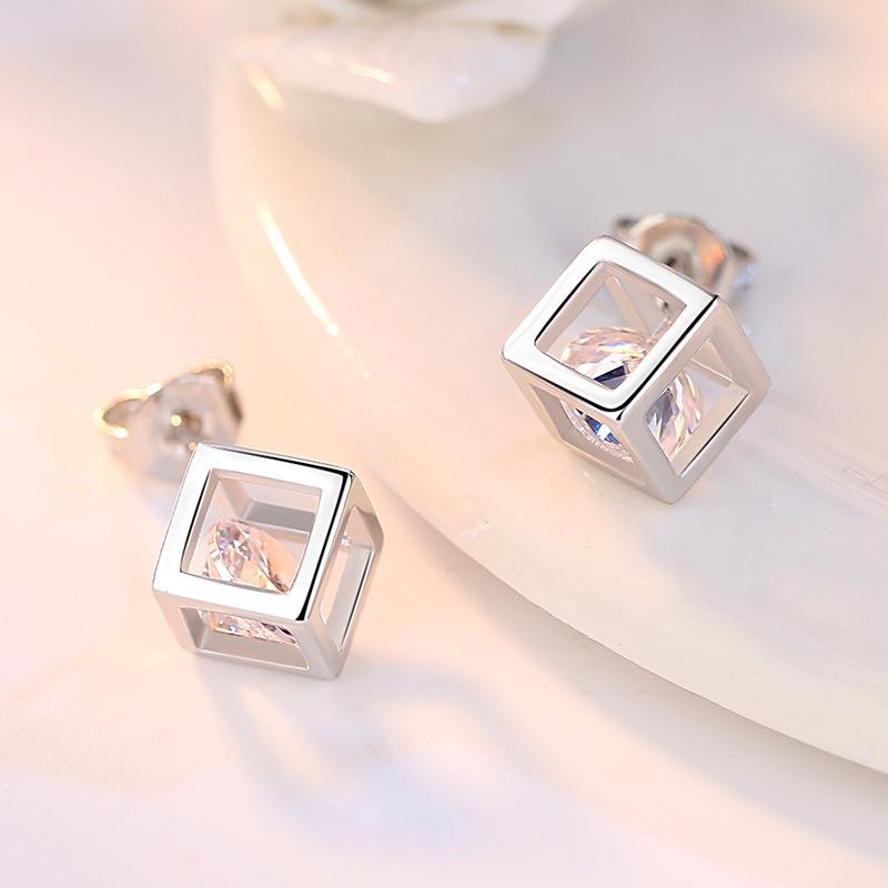 Women's Korean Fashion Zircon Square Geometric Love Rubik's Cube Earrings