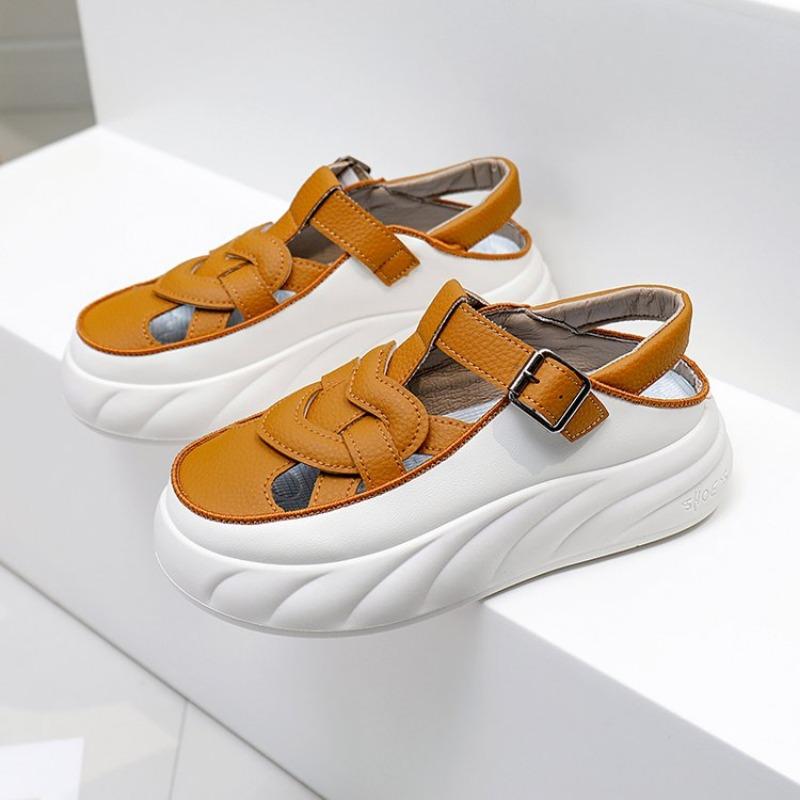 Сандалии Летние кроссовки Женские тенденции 2024 удобные кроссовки на полой танкетке Женские повседневные туфли для женщин Ретро сандалии женские