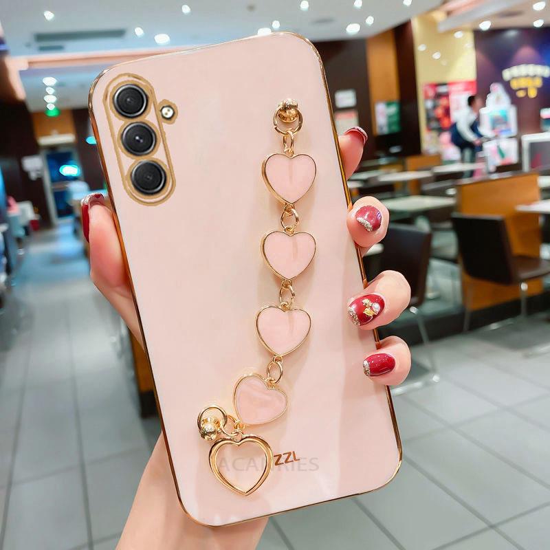 Luxury Plating Love Heart Bracelet Case For Samsung Galaxy A14 A54 A34 A24 4G 5G Wrist Band Chain Cover On A 14 54 34 24