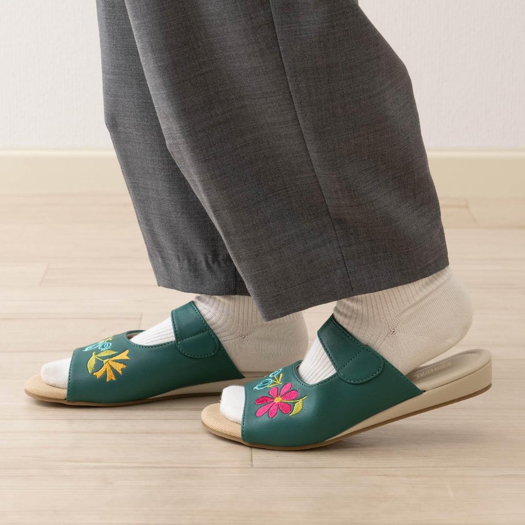 Hokomomola Senko Petalo Outdoor Размер M 47163 Сандалии, (приблизительно. 22,5-23см), Зеленый,