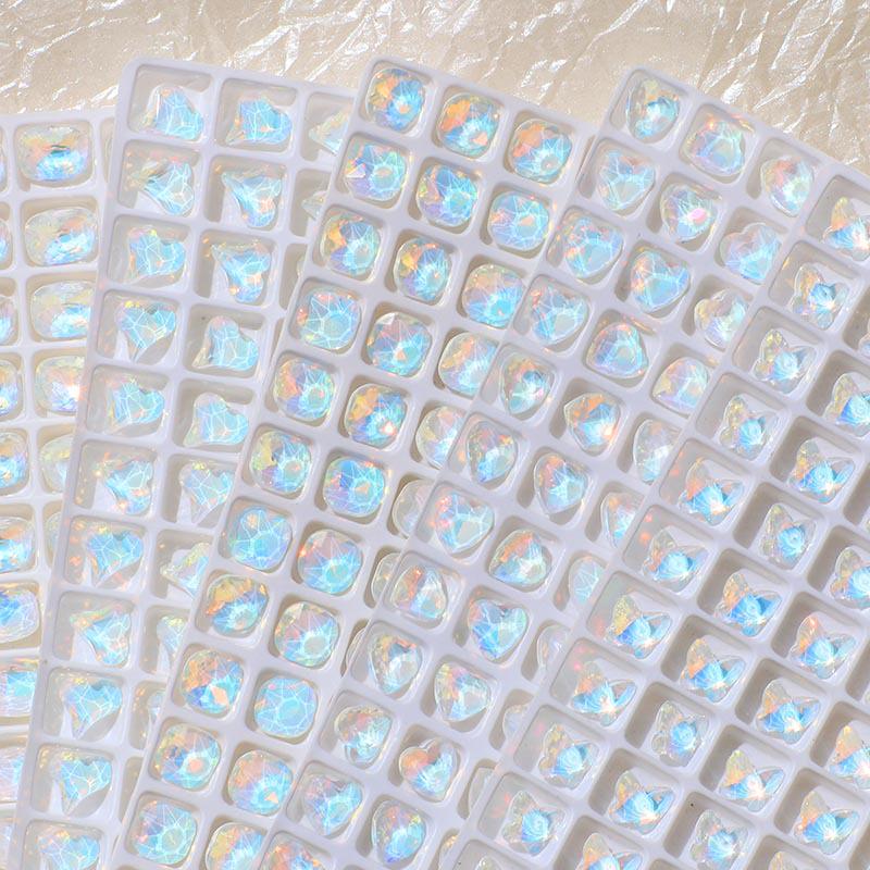 Нейл-арт Мокко Аврора: 3D Блестящие Хрустальные Украшения для Потрясающего Синего Светового Декора