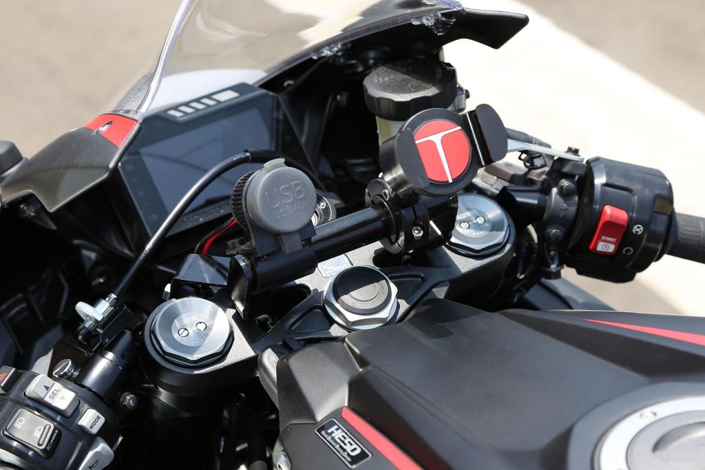 Запчасти для велосипеда Kijima Stay Handle Mount Bar сталь черный CBR1000RR('12-) 22,2мм 204-081