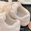 2024 Spring and Autumn New Casual Fashion Shoes Board Shoes Korean Version of Students Lightning Soft Sole Small White Shoes