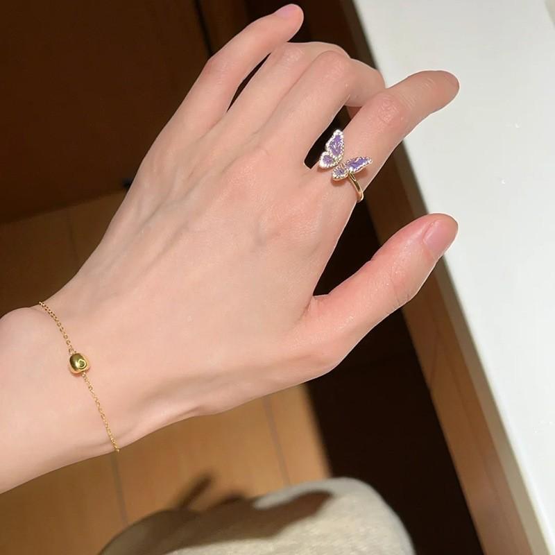 Trendy S925 Pure Silver Ring With Beautiful Pearl Floral Detailing For Women