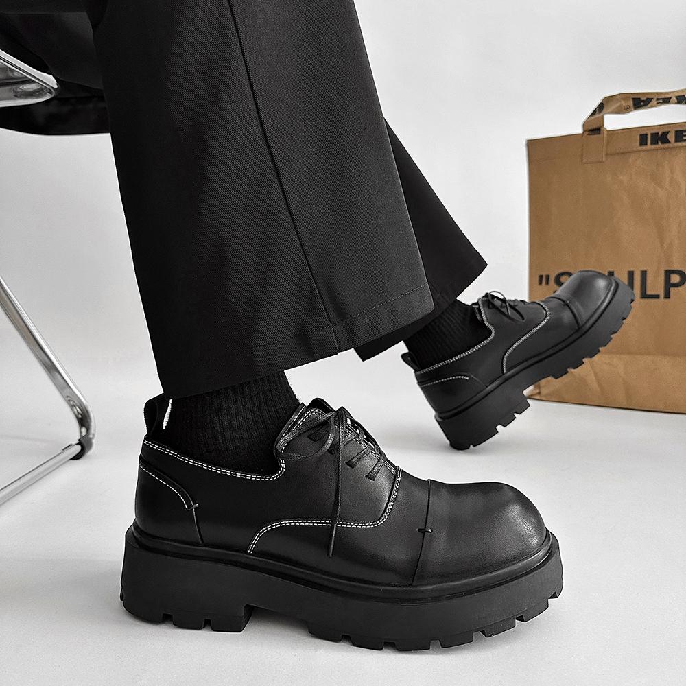 Мужские туфли Дерби на толстой подошве. Новый стиль модного дизайнера. Классика для активного отдыха. Модные вечерние туфли. Черные универсальные повседневные туфли для молодежи.