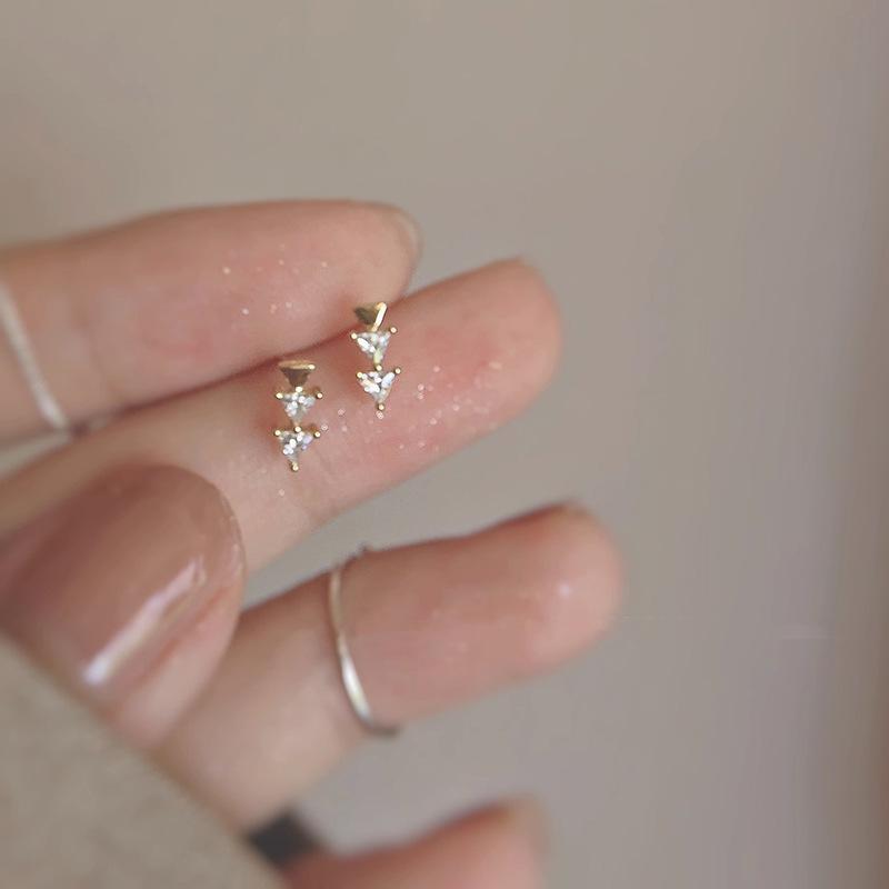 Минималистичные прямые треугольные серьги-гвоздики Super Fairy Girl, женские геометрические серьги с микроинкрустацией из циркония