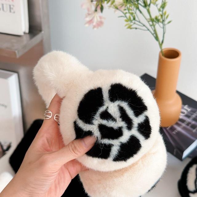 Camellia Imitation Rabbit Fur Scarf 23 Winter Fashionable and Elegant Women's Warm Neck Cover Neck Protection Small Fragrant Wind Scarf