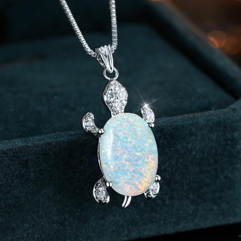 Personalized Platinum Blue White Green Micro Diamond Turtle Women's Versatile Necklace