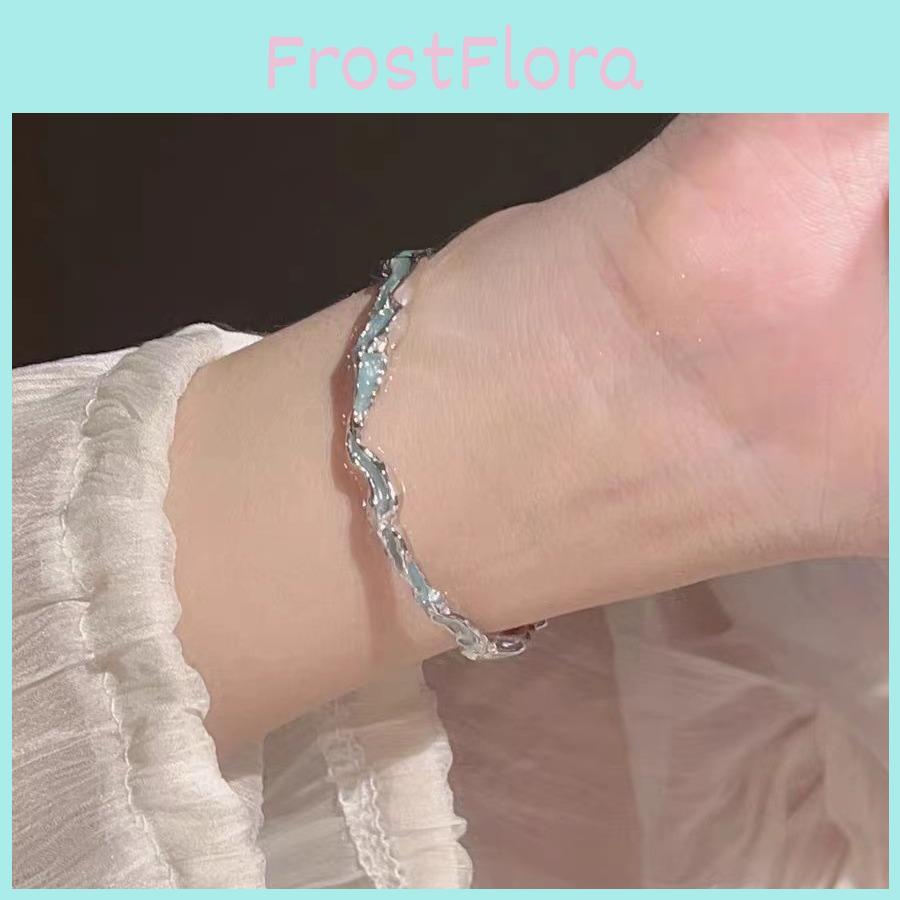 Elegant Blue Wave Bracelet For Women Fashionable Alloy Jewelry With A Chic Geometric Design