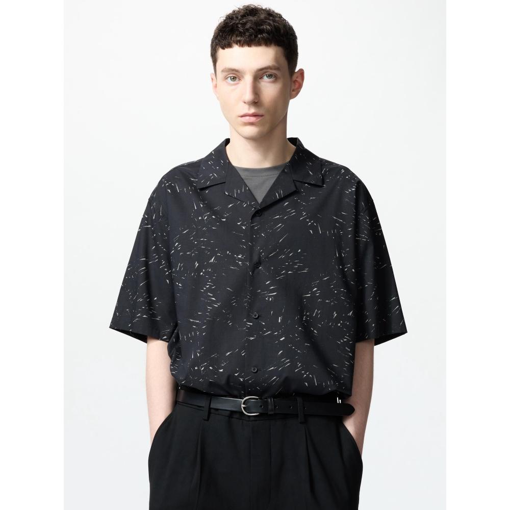 Uniqlo Рубашка с открытым воротником из модального хлопка с коротким рукавом и принтом A