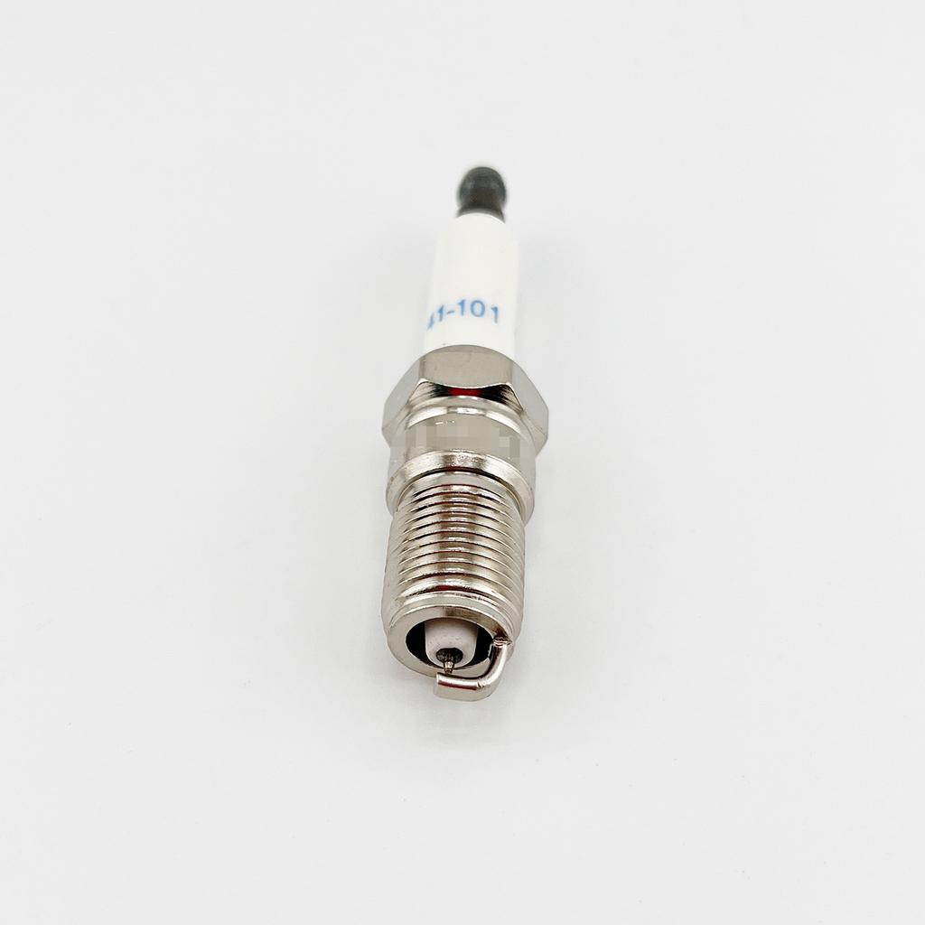 8Pcs 41-101 12568387 Iridium spark plug For Chevrolet Buick Regal Century GL8 41101 Oil engine ignition spark plug