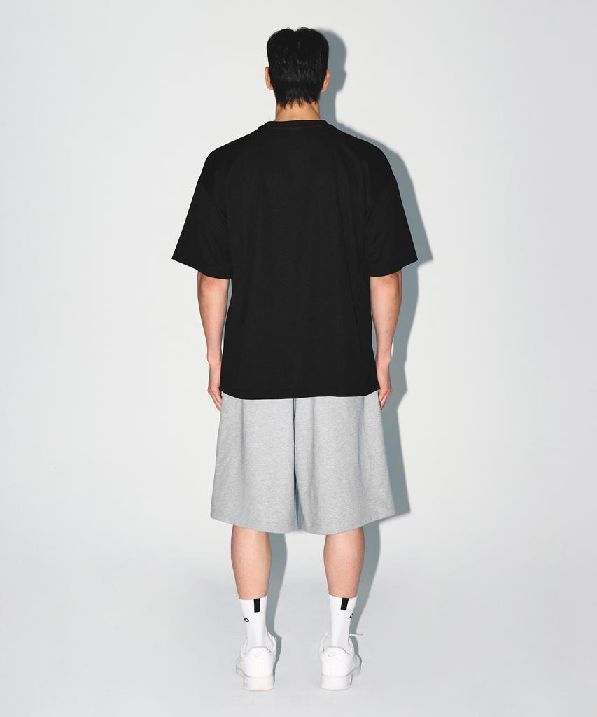 BORN TO WIN Stroke B Logo Semi Over Fit T-Shirts [Black]