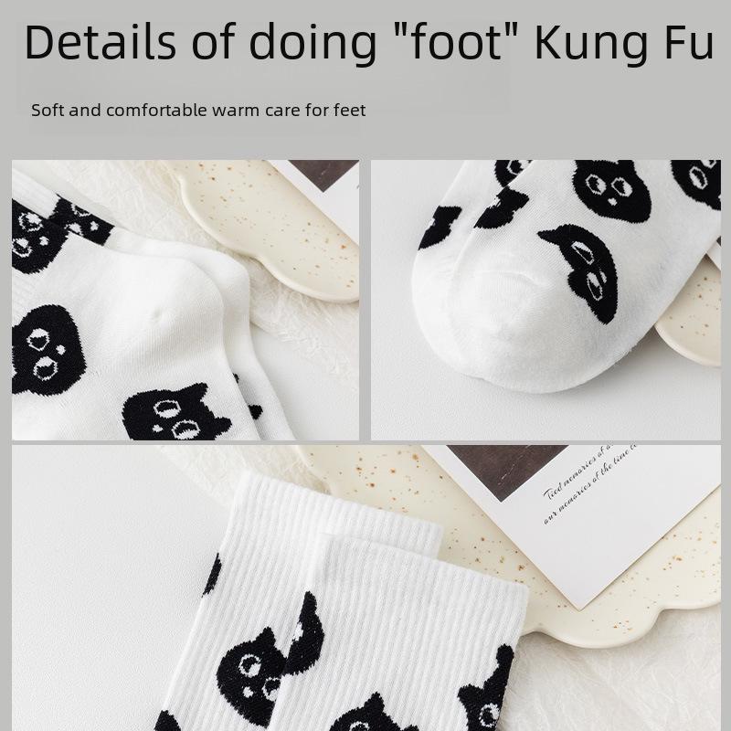 Women's Mid-Tube Cotton Socks - Black & White Japanese Embroidered Design for Autumn/Winter