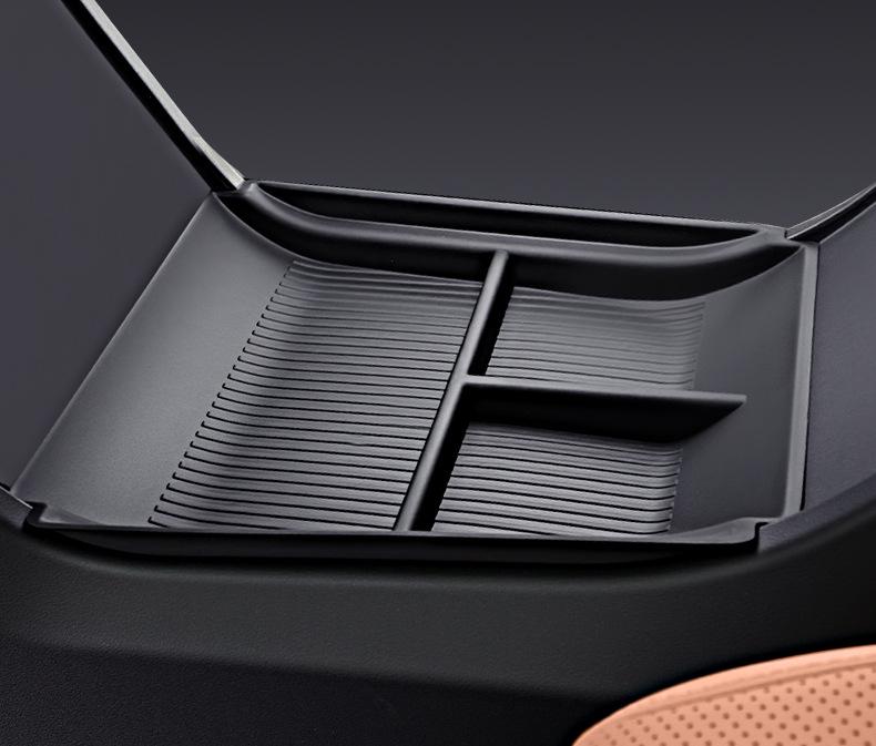 2025 Geely Boyue L Подлокотник Центральной Консоли с Отделением для Хранения и Декоративными Аксессуарами