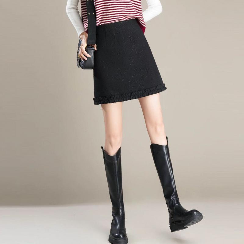 2026 Winter Women's Gray A-Line Skirt: High-Waisted, Slimming, Lace-Pleated Short Skirt for Petites