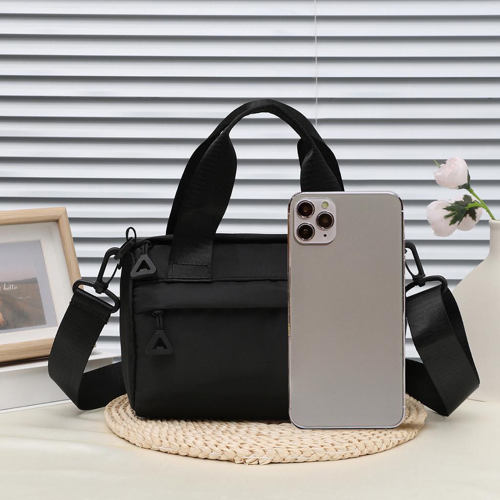 New Multi-purpose Girls Small Cloth Bag Shoulder Crossbody Portable Casual Nylon Cloth Female Students Multi-zipper Cloth Bag