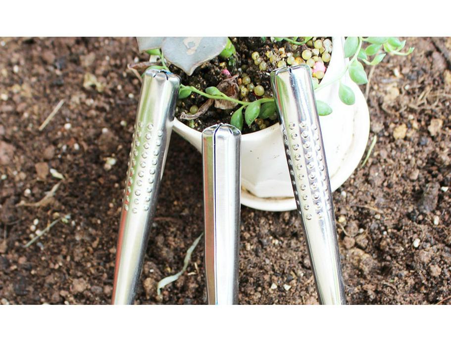 Набор садовых инструментов из нержавеющей стали: Лопата, мотыга и грабли для цветов и горшечных растений.