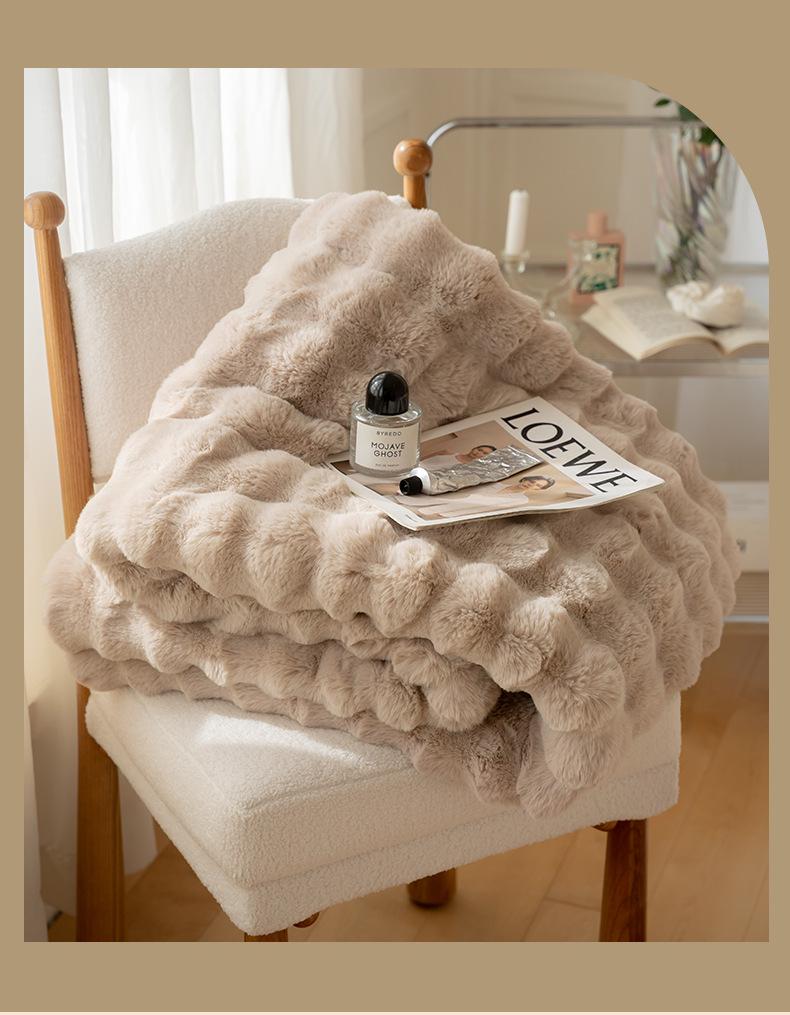 Утолщенное фланелевое зимнее одеяло: Шаль из кроличьего меха, кораллового флиса для офисного сна, кондиционирования воздуха и использования на диване