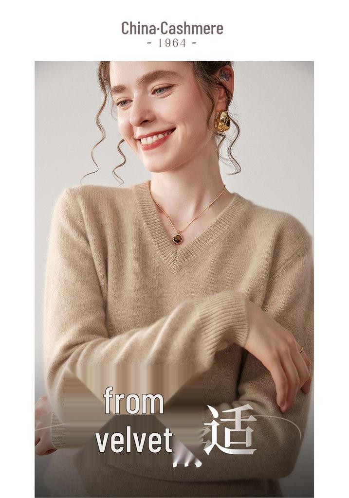 Women's Cashmere V-Neck Sweater - Thickened Autumn/Winter Knitwear, Long Sleeve, Drop Shoulder, Seven-Stitch Pullover Base Layer.