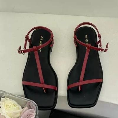 Современные сандалии на квадратном низком каблуке, летние туфли с ремешком на пряжке для женщин, распродажа 2024, высококачественные однотонные женские сандалии с мелким вырезом