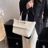New Large-capacity Bag 2025 Korean Version Solid Color Tote Bag Handbag Retro Commuter Simple Tote Bag Wholesale