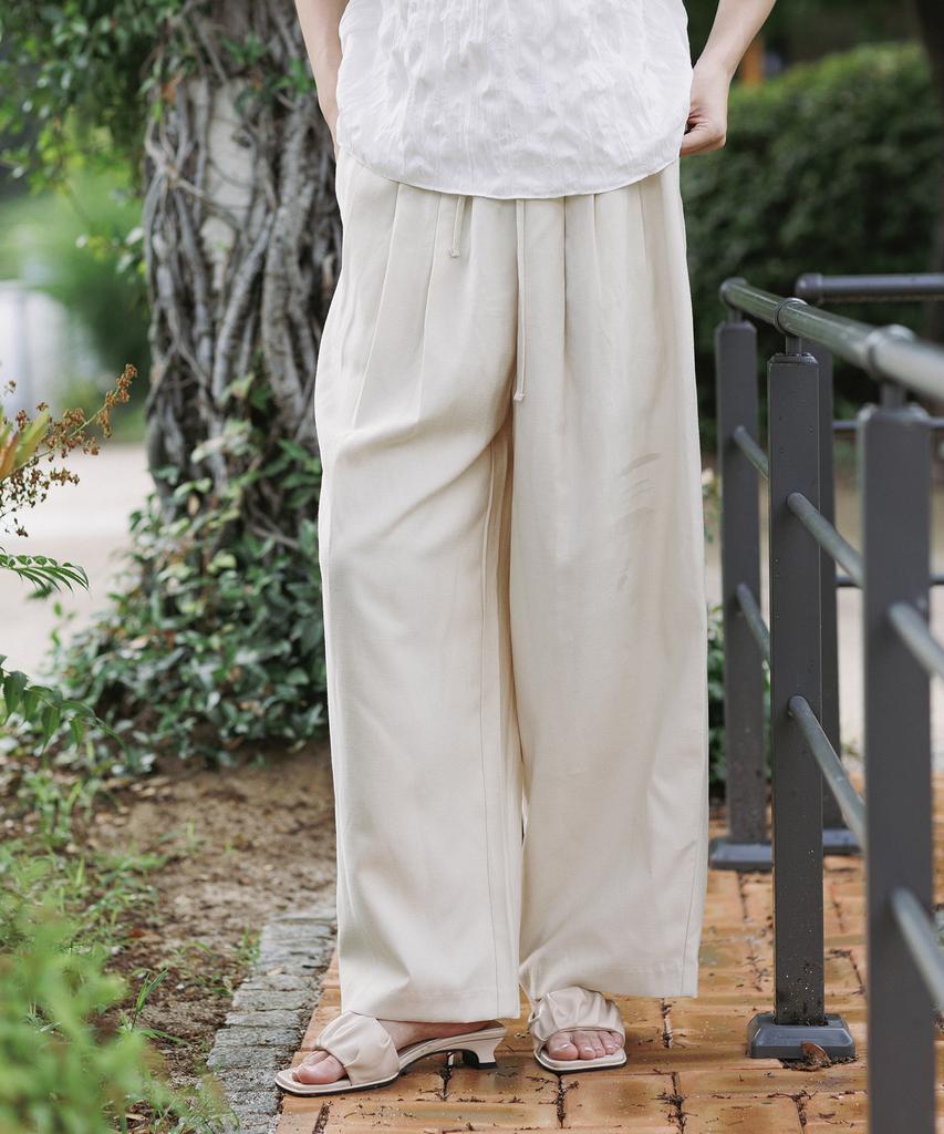 TINABLOSSOM Net Beige Pants