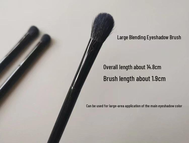 Кисть для теней Suqq из беличьего ворса - Средняя кисть для растушевки, Мягкий животный ворс для нанесения цвета