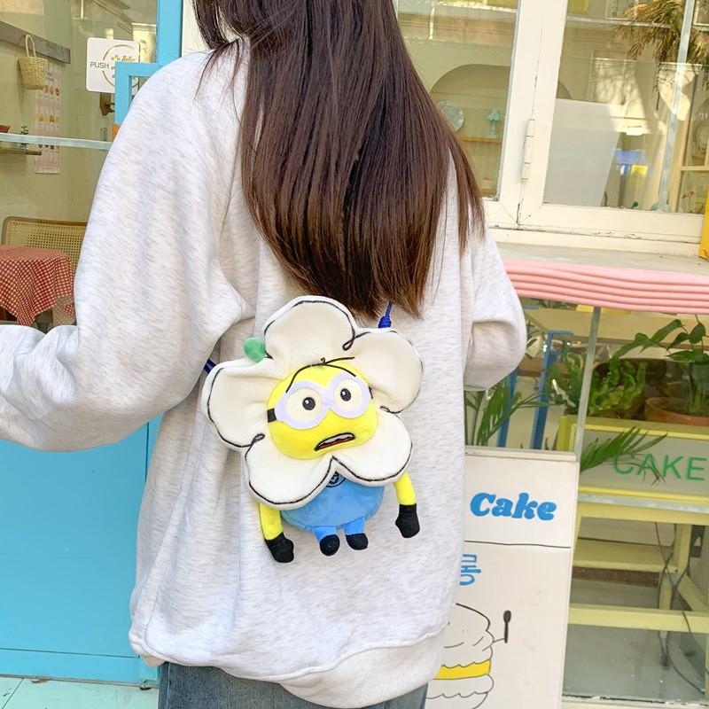 Плюшевая мультяшная наплечная сумка миньонов для девочек и подростков с отделением для хранения и милым дизайном