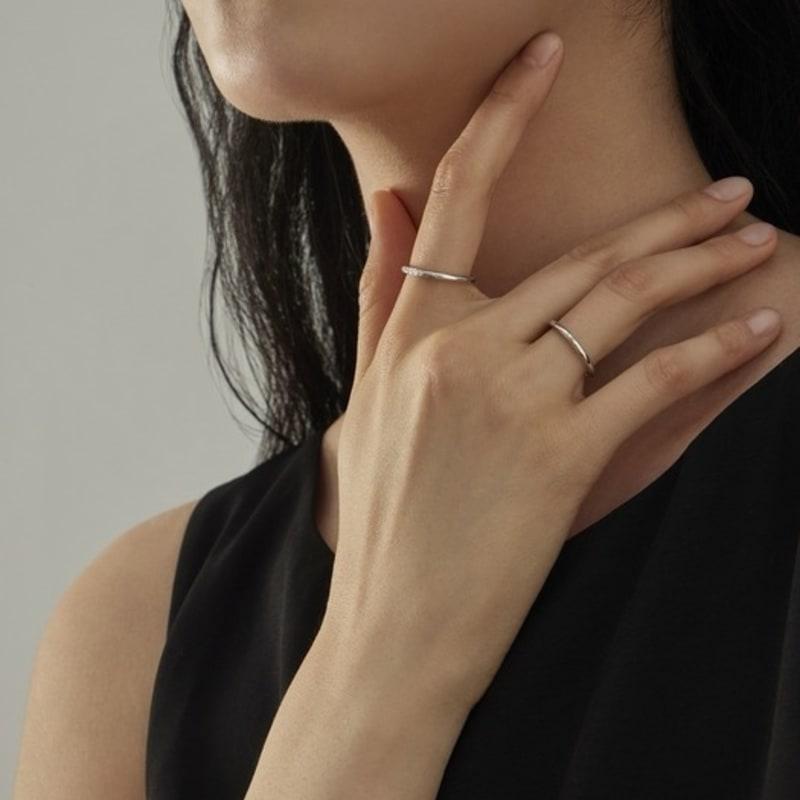 Aphrose Layered Basic Cubic Selfie Ring Set