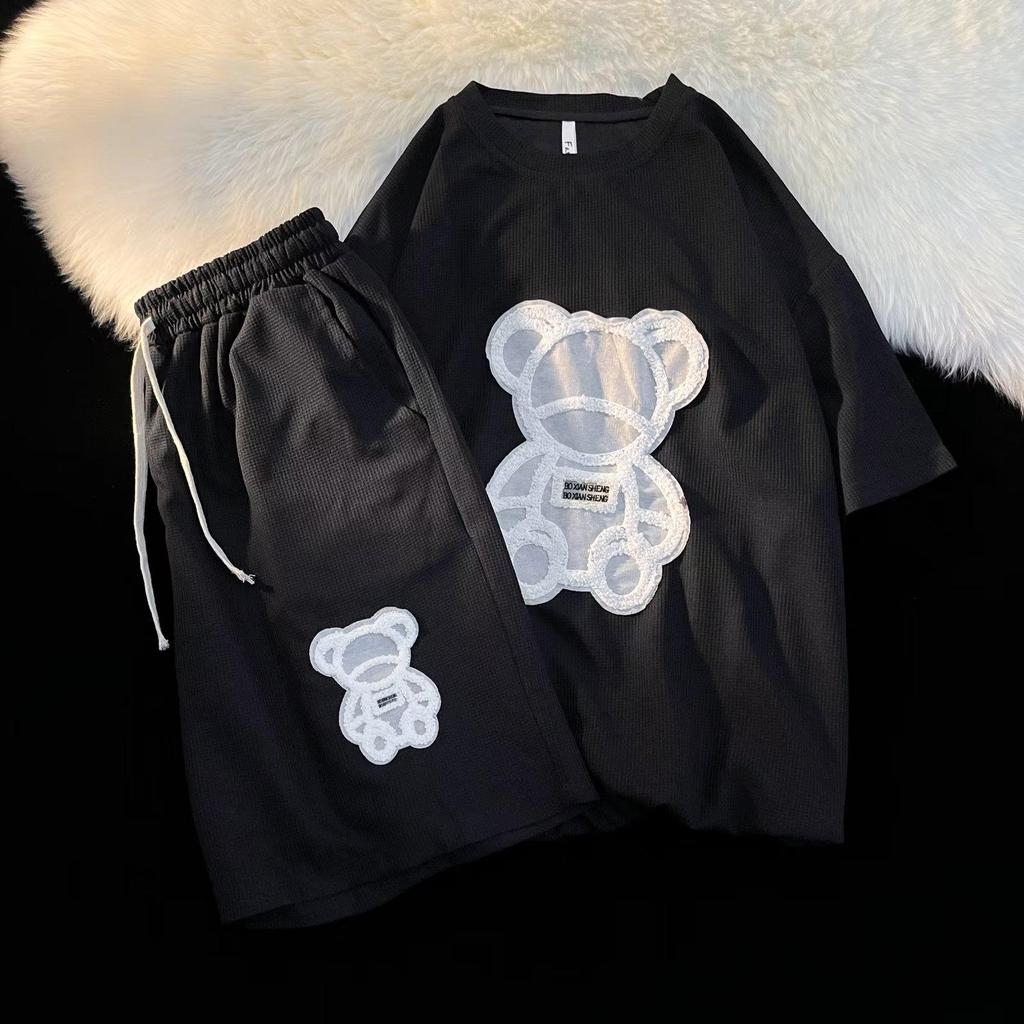 Мужской летний комплект из шорт с короткими рукавами и принтом медведя
