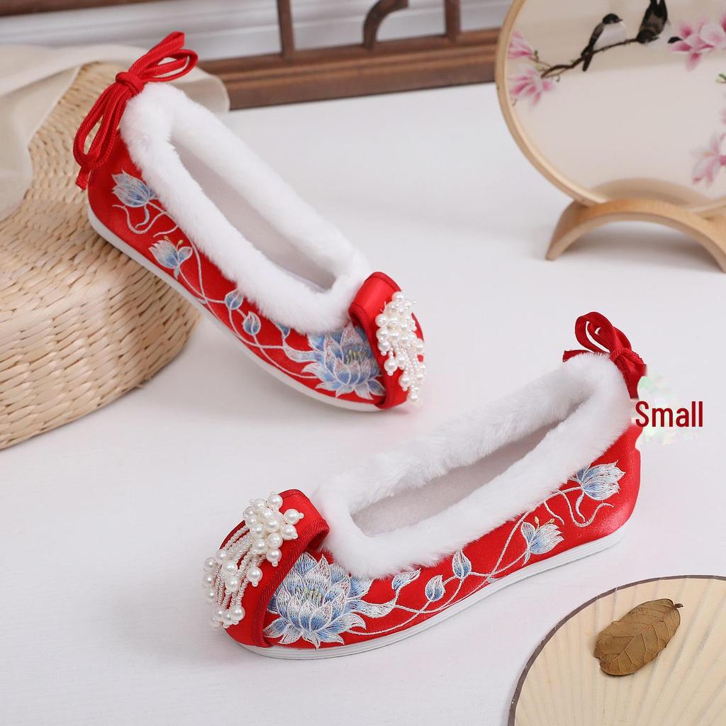 [Manzhu] 2023 New Red Beaded Xiuhe Hanfu Shoes with Velvet-Lined Round Toes for Weddings