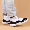 Детские кроссовки Air Jordan 11 Retro GS Gratitude / Defining Moments Белый Черный Металлик-Золотой 378038-170