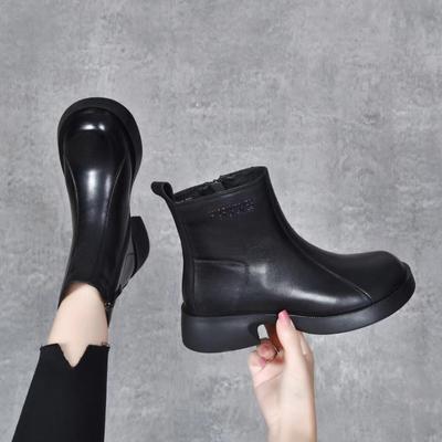 Ботинки Martin Женские ботинки Короткие ботинки на плоской подошве Повседневные кожаные ботинки Ботинки с большой головкой