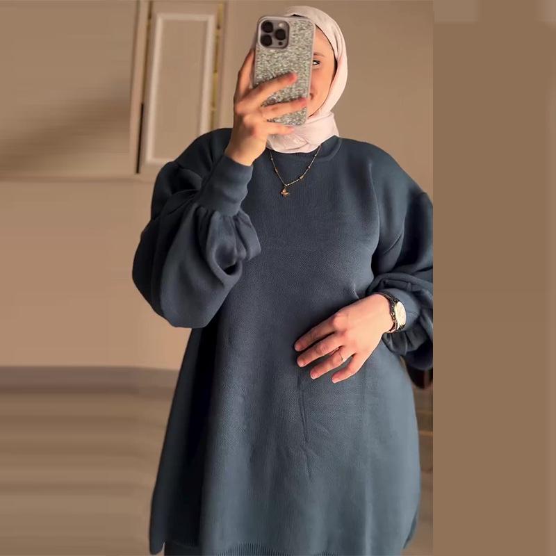 Осень 2024 Европейский и американский однотонный свободный вязаный топ и юбка А-силуэта