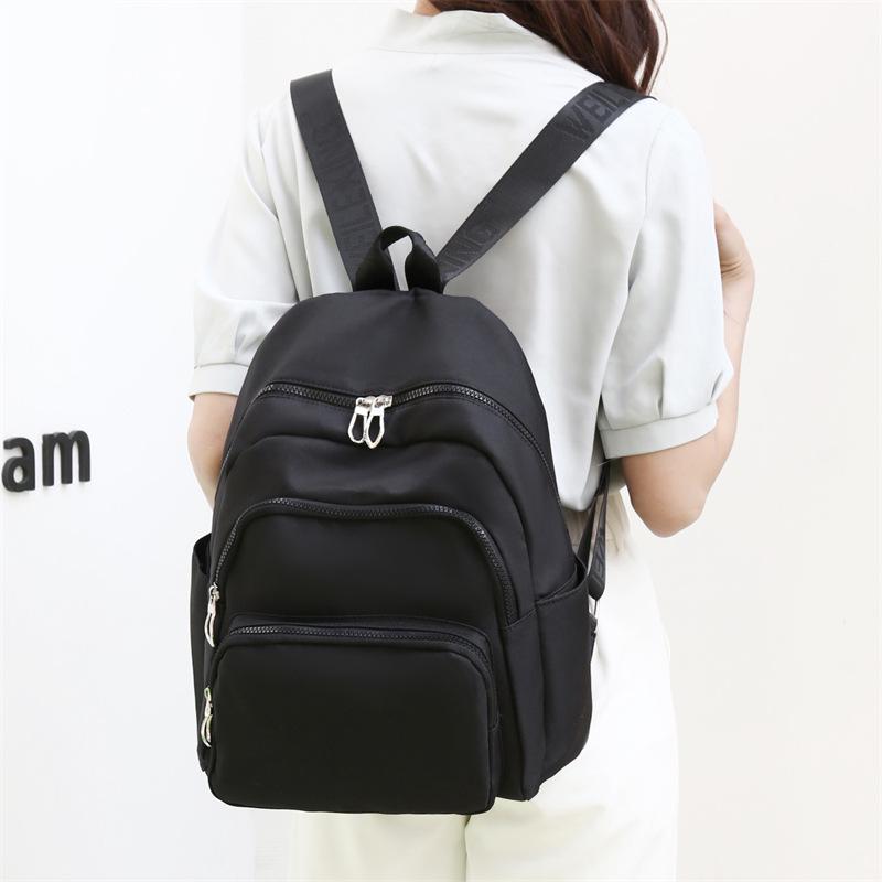 Women's Large-Capacity Lightweight Waterproof Fashion Travel Backpack