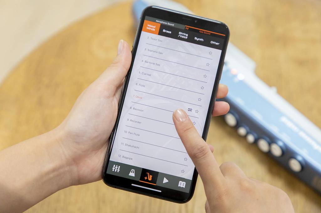 Цифровой саксофон Roland Aerophone Mini AE-01