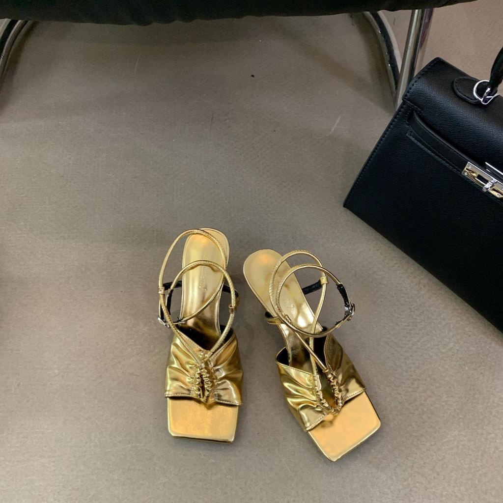 Весна и осень 2025 года новые французские нишевые босоножки на высоком каблуке, темпераментные, с квадратным носком, с ремешком на пряжке, шпилька