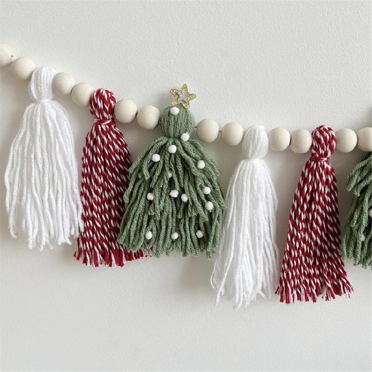Christmas Garlands Decoration Cotton Tassels Garlands with Wood Beads Wall Hanging Bunting Banners Decors for Mantel