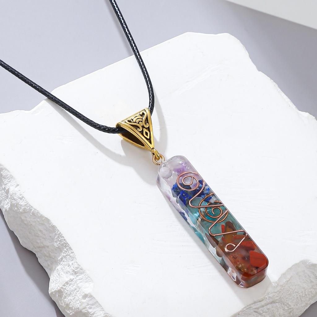 Новое красочное ожерелье из камней, простая цепочка с подвеской из натурального камня, унисекс и универсальное украшение