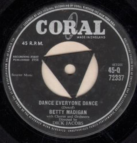 7-дюймовая пластинка BETTY MADIGAN - Dance Everyone Dance 45Q72337 Коралловая 1958 Великобритания Поп Б/у