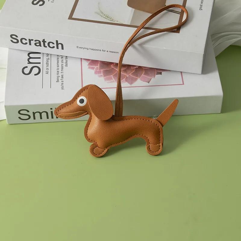 Classic Cute Puppy Dog Bag Pendant Key Chain Fashion PU Leather Dachshund Key Ring Accessories Women